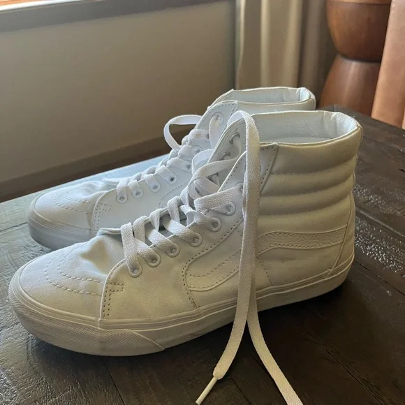 Van’s White High-Top Sneakers - Picture 1 of 4